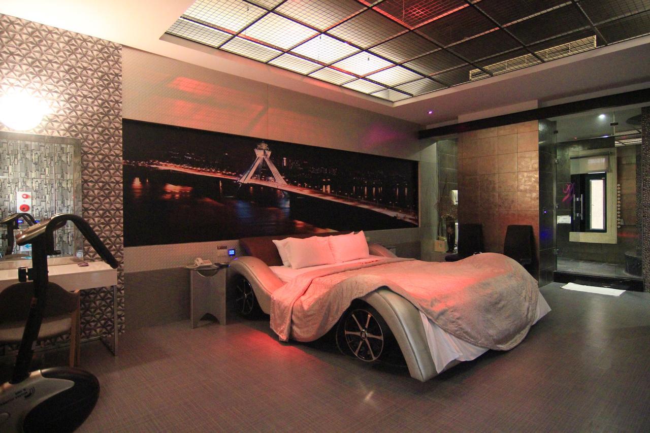 Romantic Code Art Motel Shanhua Buitenkant foto